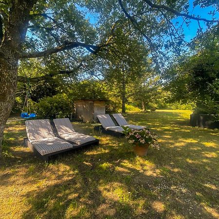 Appartement Dans Un Mas Provencal Allan Bagian luar foto